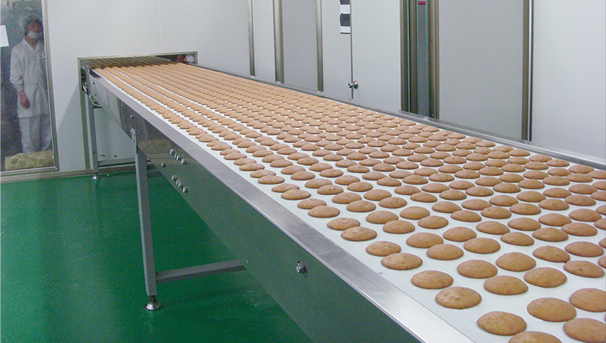 Volautomatische productielijn voor sandwichcakes